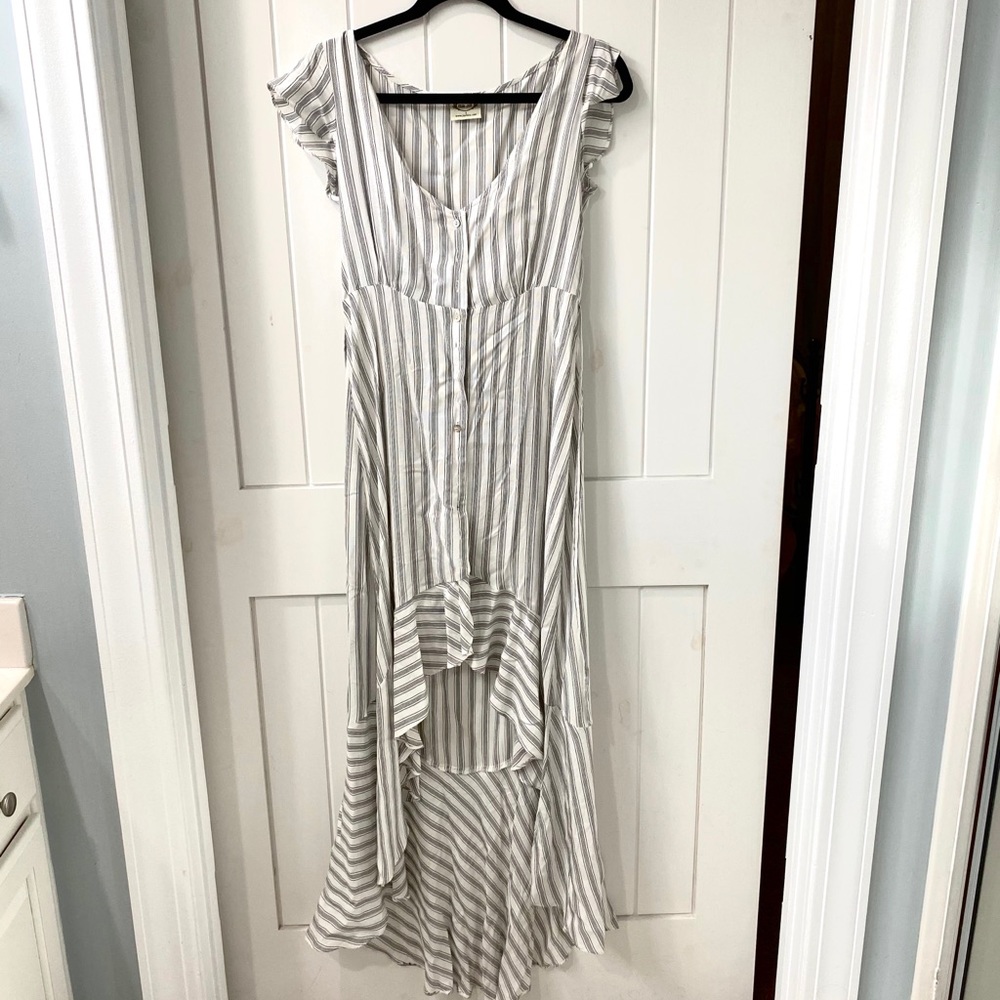 Romantic high-low maxi dress